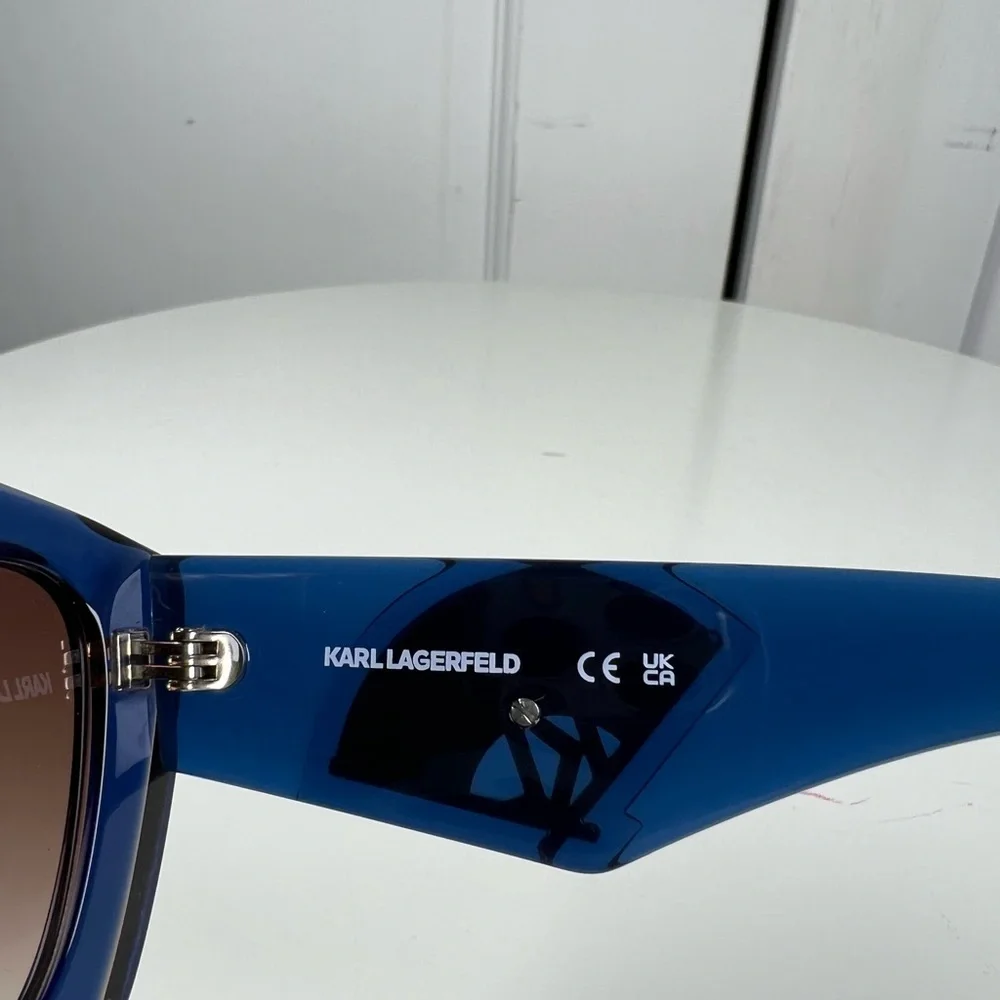New Karl Lagerfeld Women's Geometric Cat-Eye Sunglasses w/ 3D Logo - KL6127S
